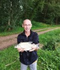 Встретьте Мужчинa : Gilles, 56 лет до Франция  BEAULON